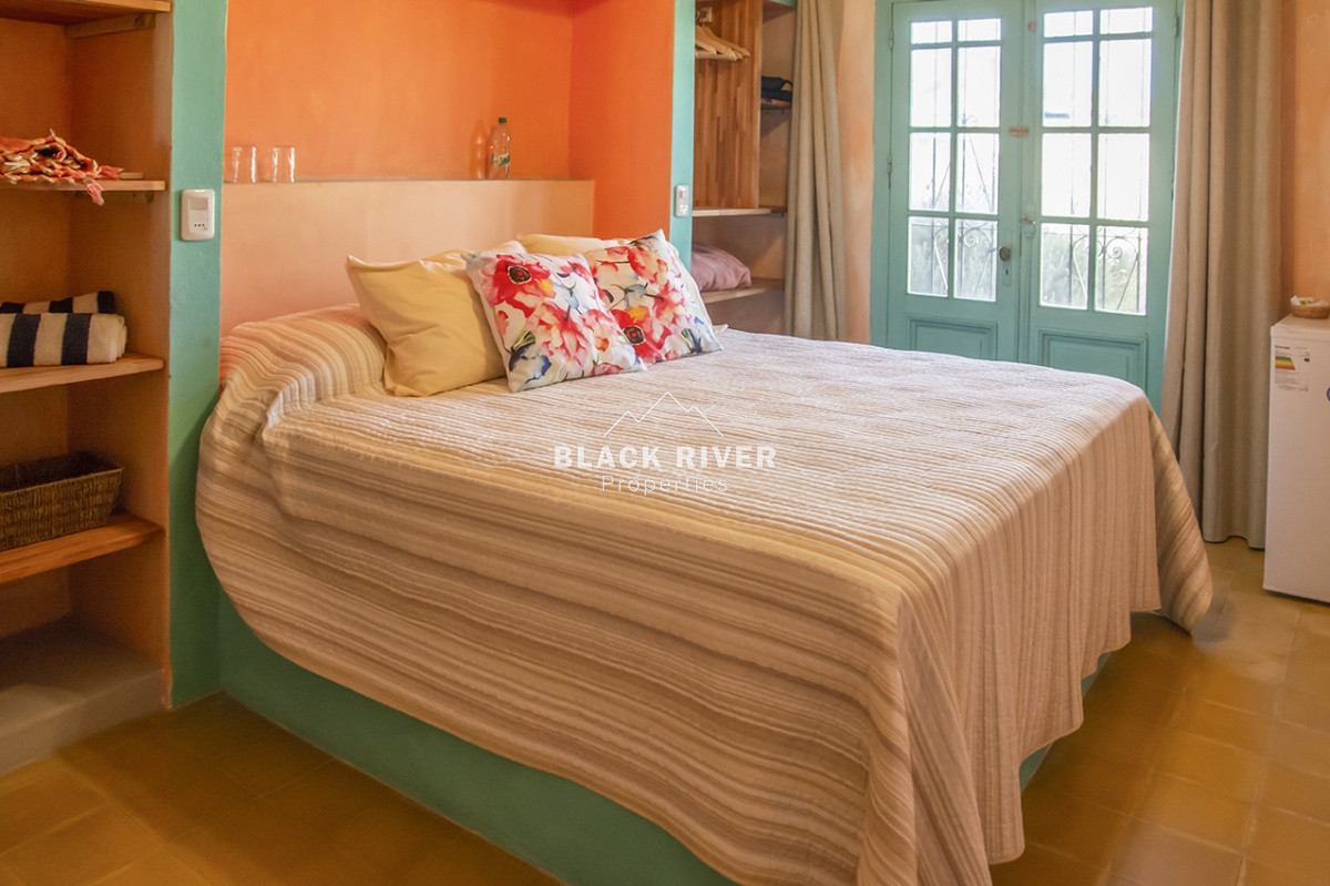 Casa ID.64305 - Gran casa con potencial en venta centro de la barra a metros de la Ruta 