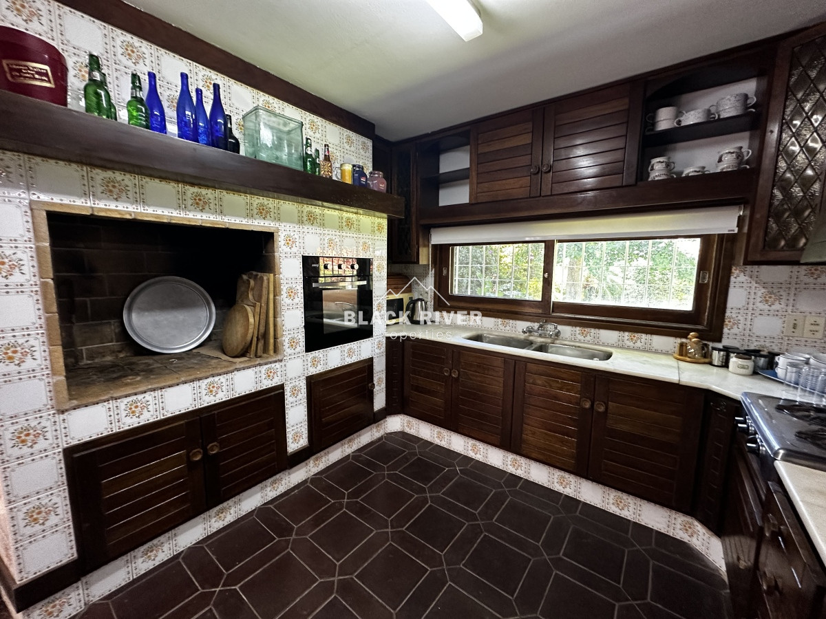 Casa ID.60093 - CASA EN VENTA CON PISCINA 