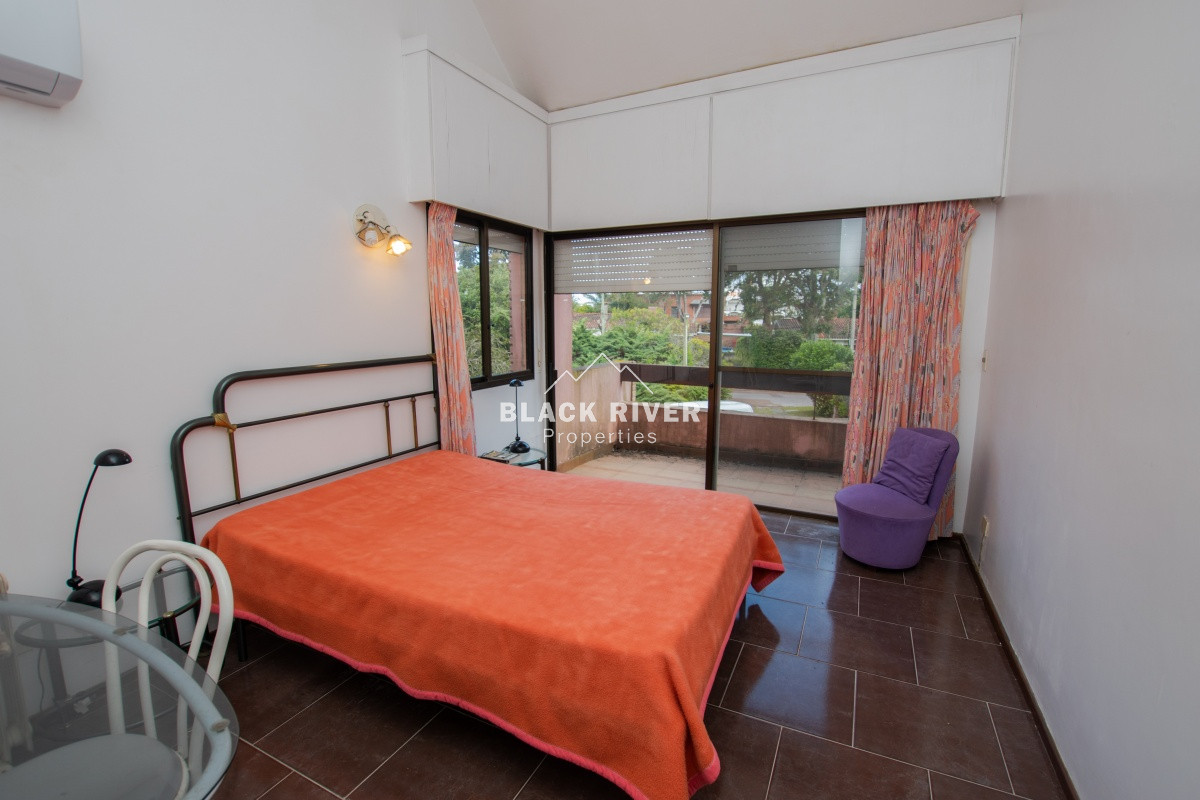 Casa ID.58066 - VENTA DE CASA EN PLAYA MANSA A METROS DEL MAR.
