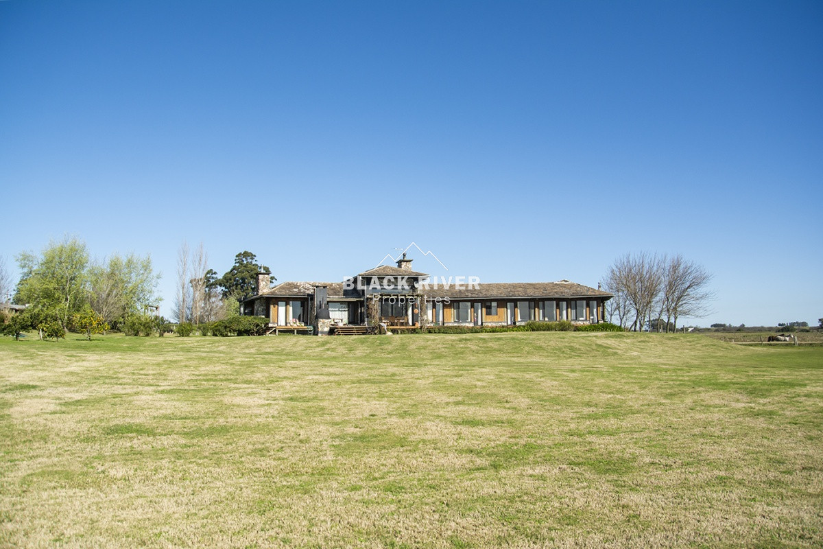 Casa ID.64345 - Venta casa 5 dormitorios El Quijote La Barra