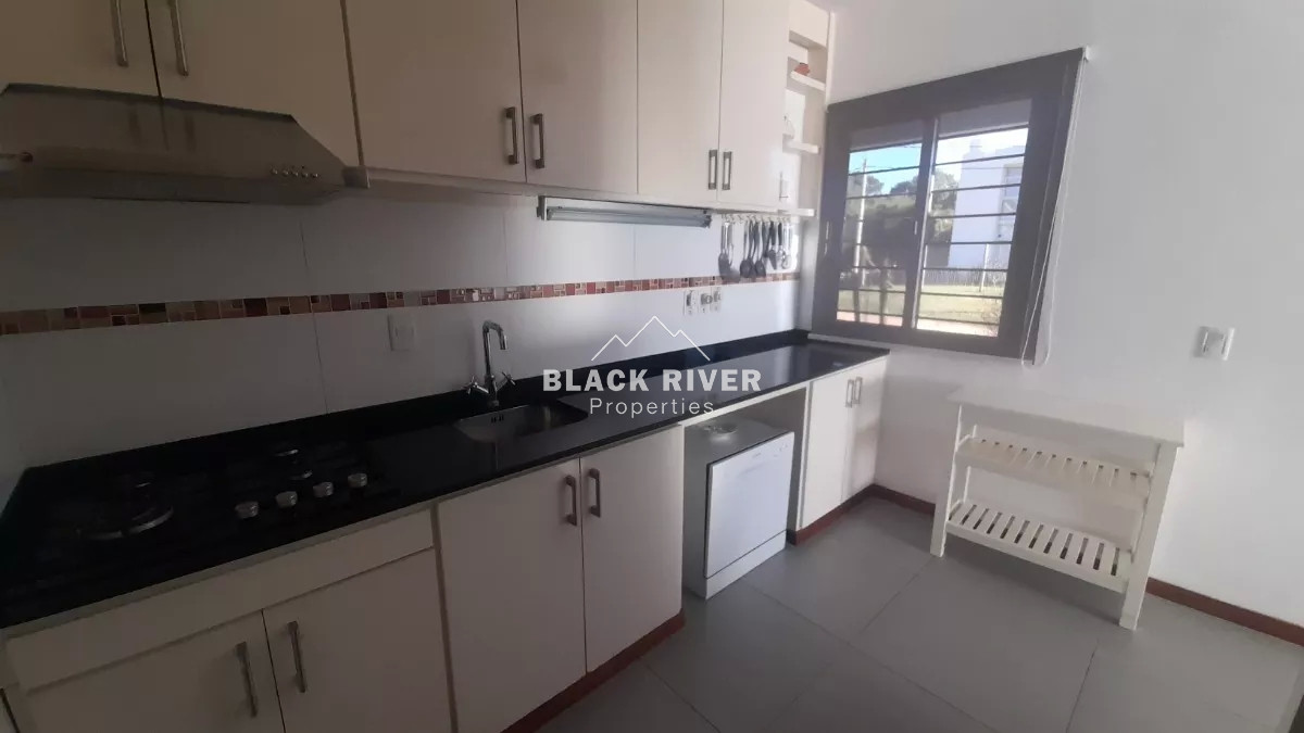 Casa ID.66815 - Casa en venta Playa Brava Punta del Este