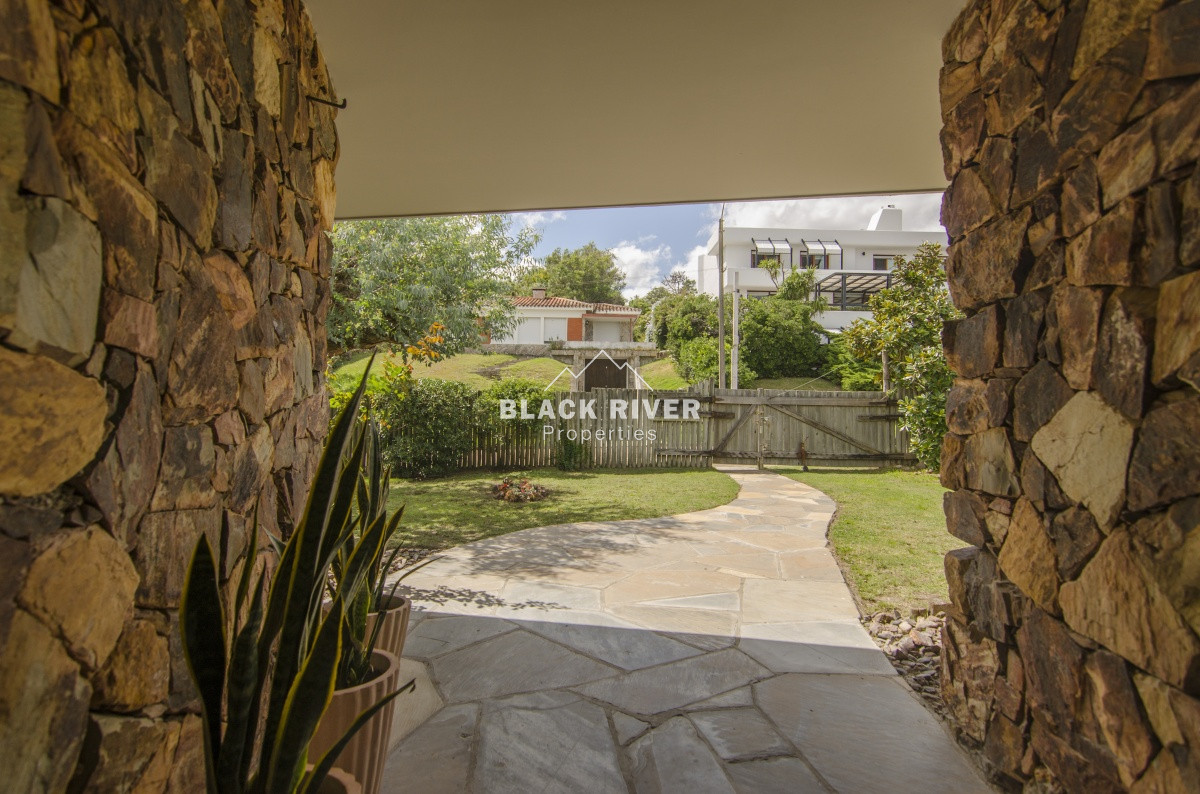 Casa ID.63645 - Casa en Venta 3 dormitorios la rinconada punta ballena 