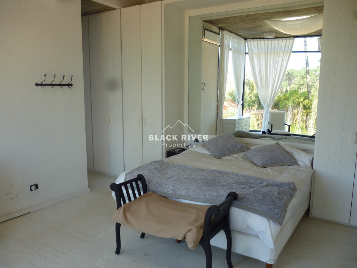 Casa ID.63719 - Venta Moderna Casa en Barrio Privado La Arbolada, Punta del Este