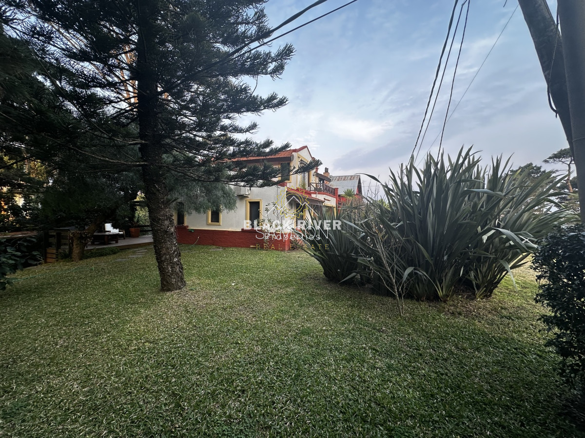 Casa ID.66938 - Casa en venta próxima al mar Montoya La barra Punta del Este 