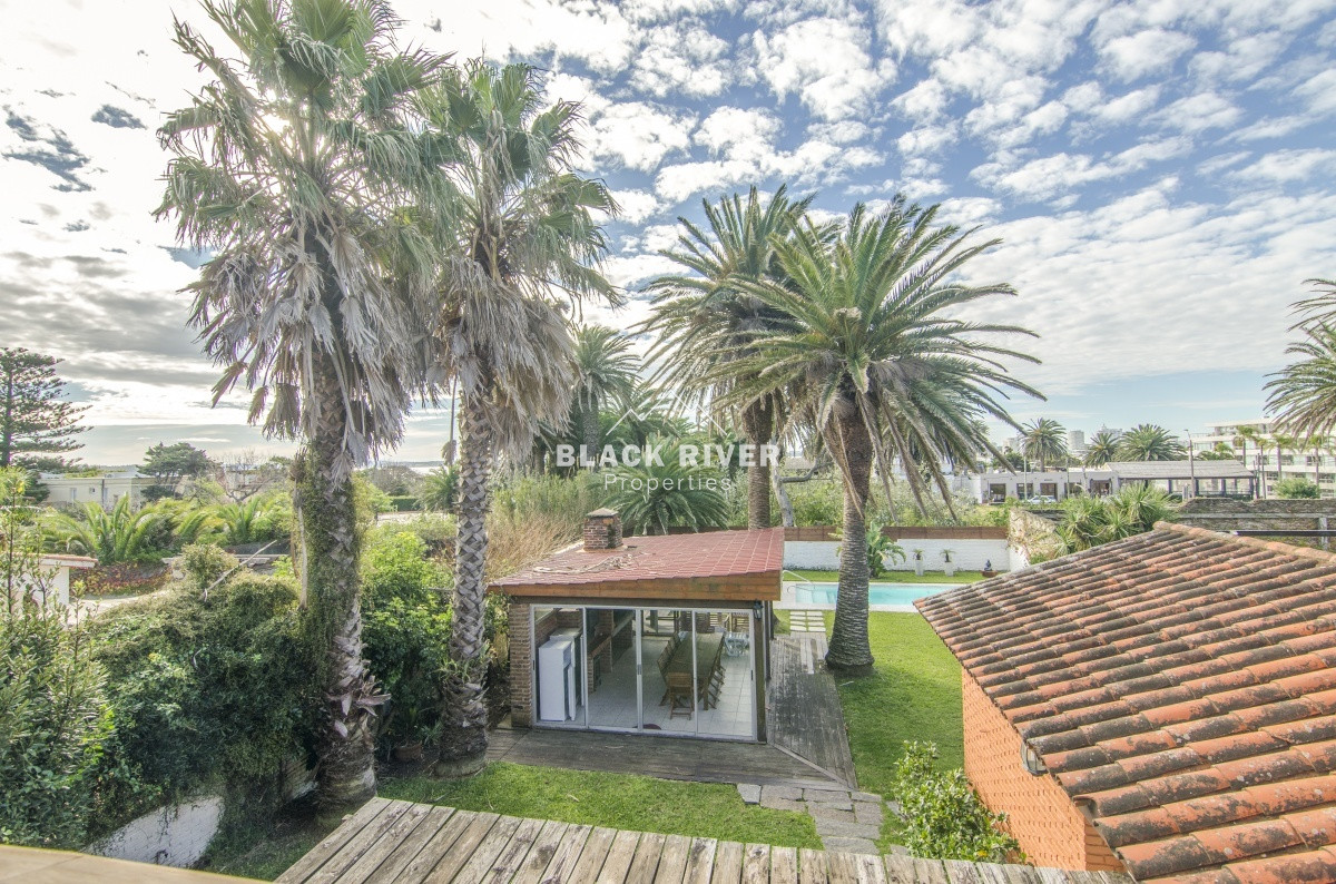 Casa ID.60561 - Casa en venta con Piscina en el FARO Península de PUNTA DEL ESTE