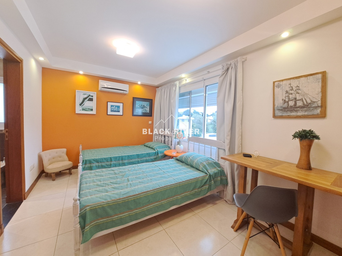 Casa ID.66048 - Casa en Venta frente al mar