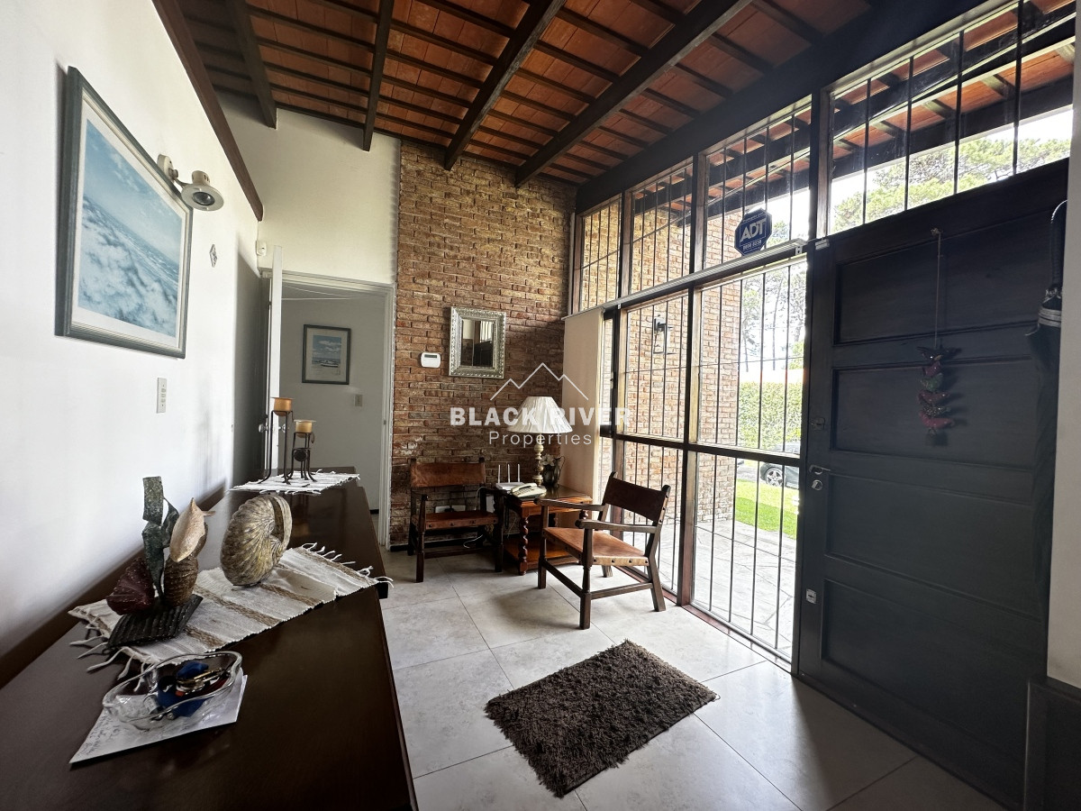 Casa ID.58345 - Casa en venta Cantegril Punta del Este