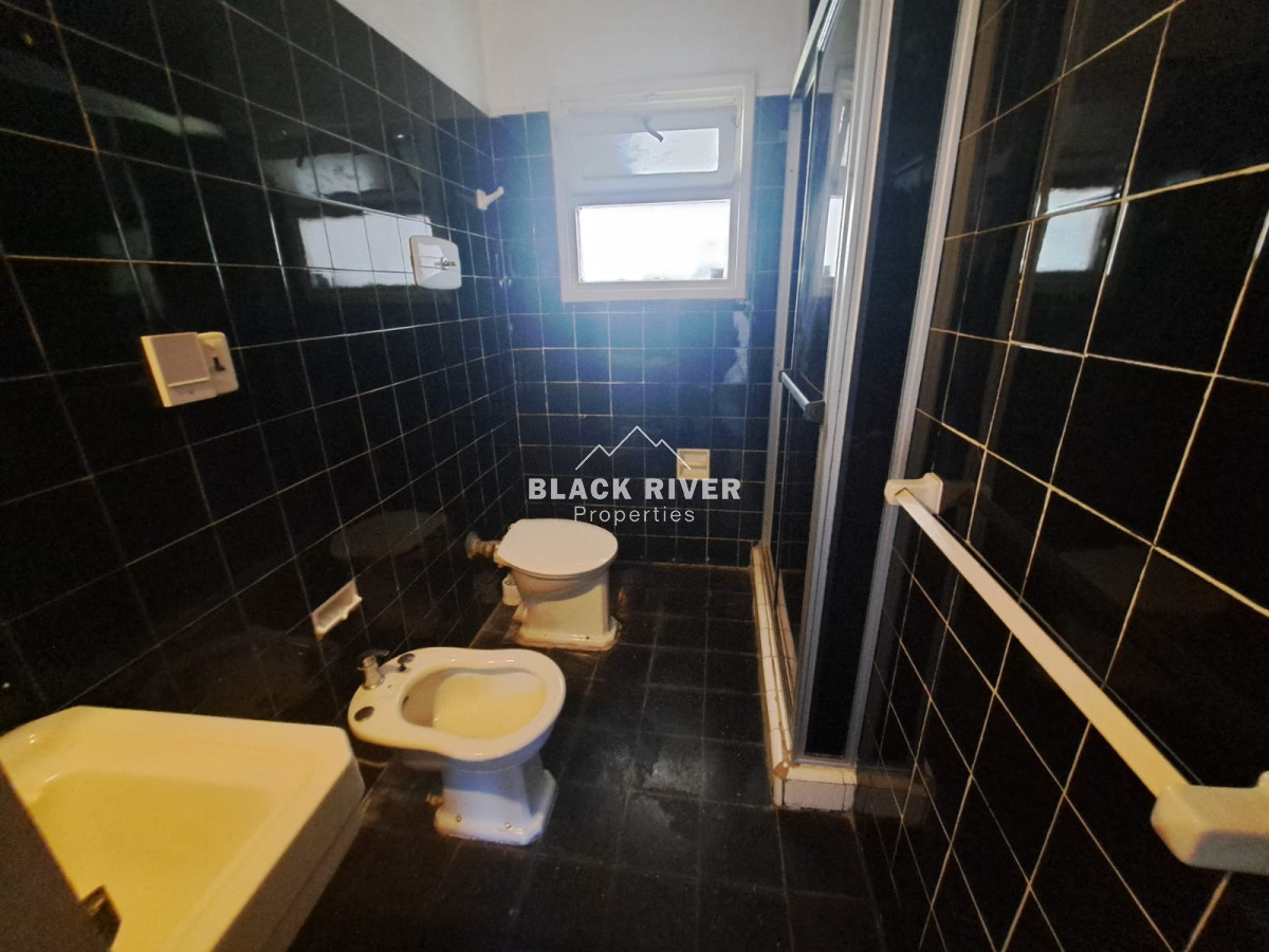 Casa ID.66373 - CASA CON PISCINA EN OPORTUNIDAD EN VENTA CANTEGRIL PUNTA DEL ESTE
