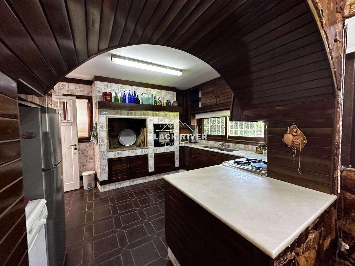 Casa ID.60093 - CASA EN VENTA CON PISCINA 