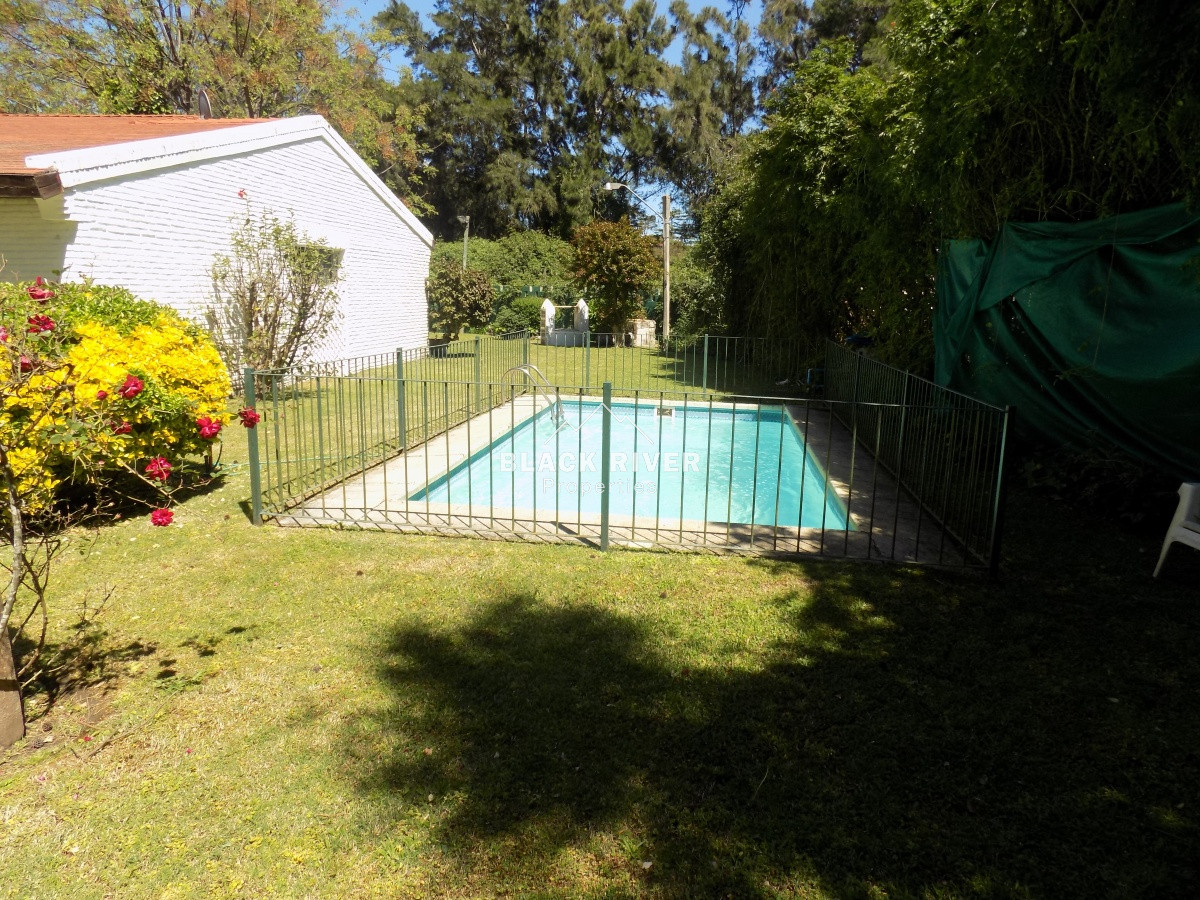 Casa ID.64388 - Venta de casa 4 dormitorios en San Rafael, Punta del Este