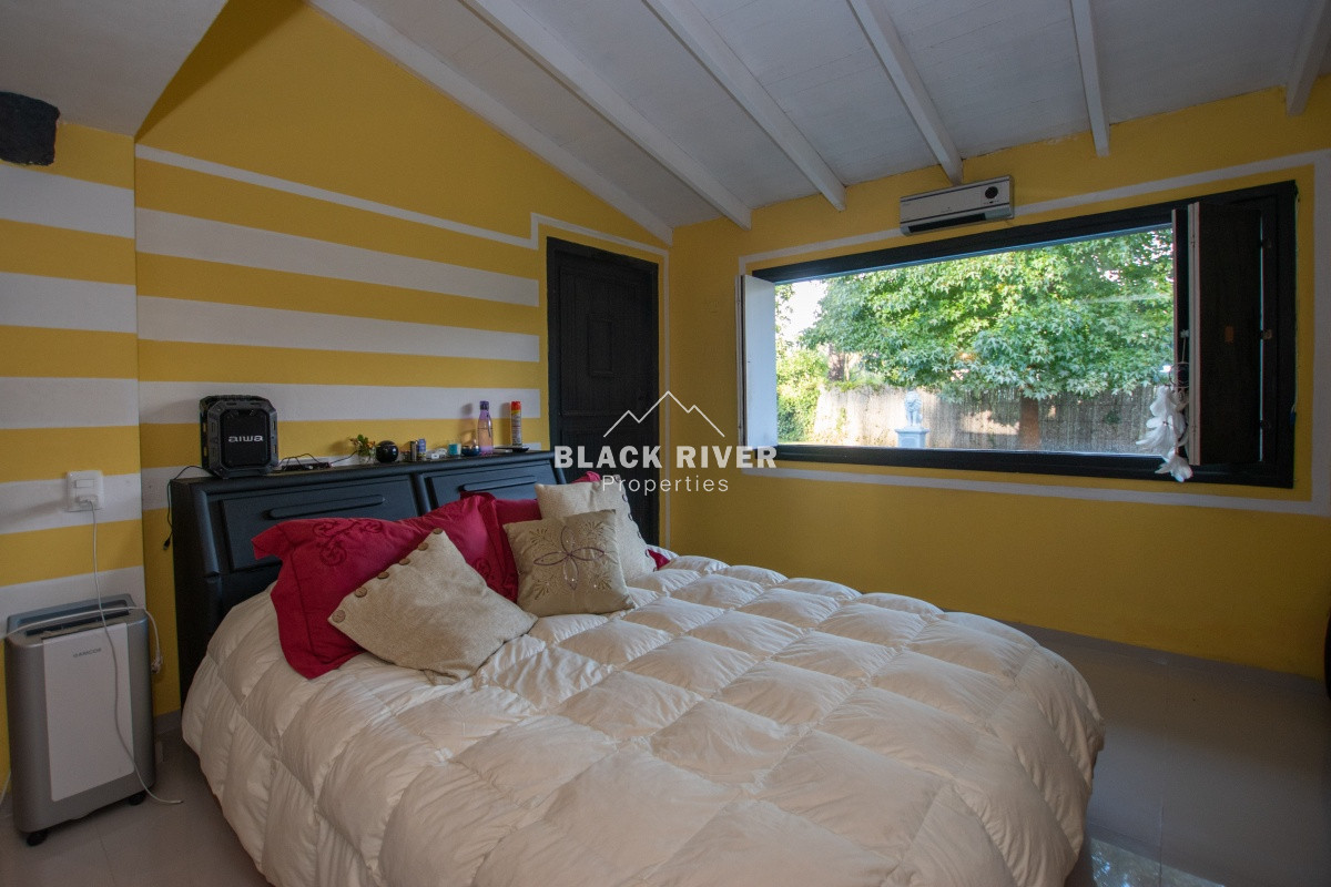 Casa ID.42 - Venta Casa de 4 dormitorios Lugano Punta del Este 