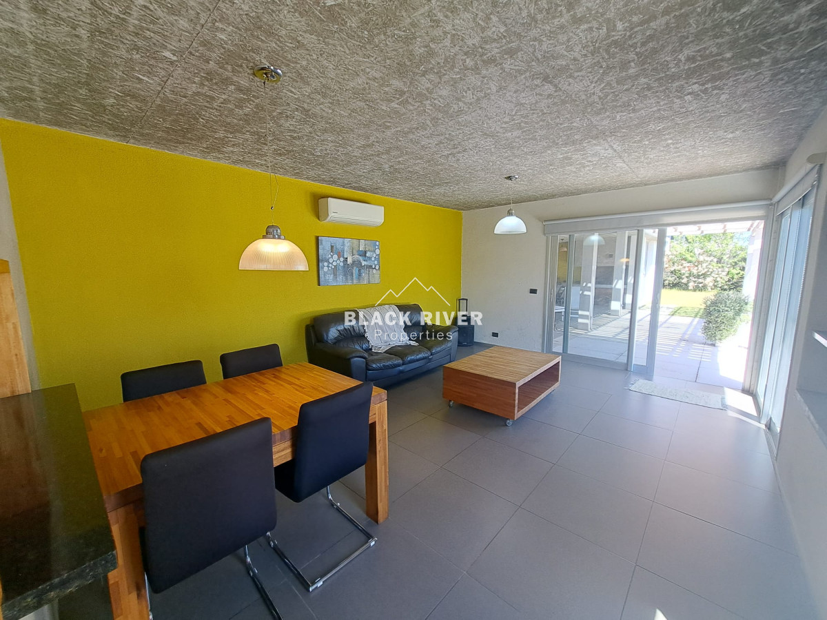 Casa ID.66482 - MODERNA CASA DE 4 DORMITORIOS EN BARRIO PRIVADO LA RESIDENCE, PUNTA DEL ESTE
