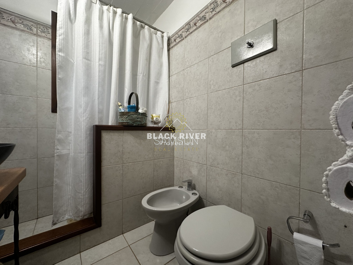Casa ID.66938 - Casa en venta próxima al mar Montoya La barra Punta del Este 