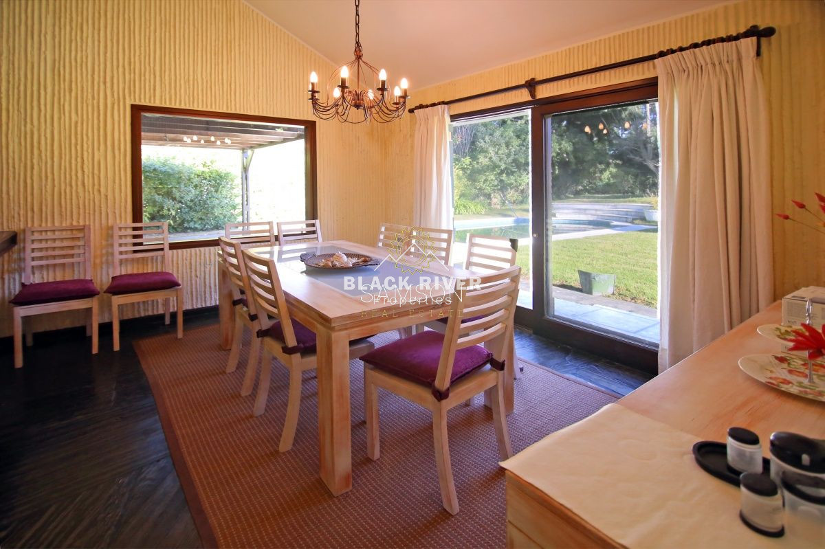 Casa ID.65721 - Venta casa de 3 dormitorios con piscina Punta del Este