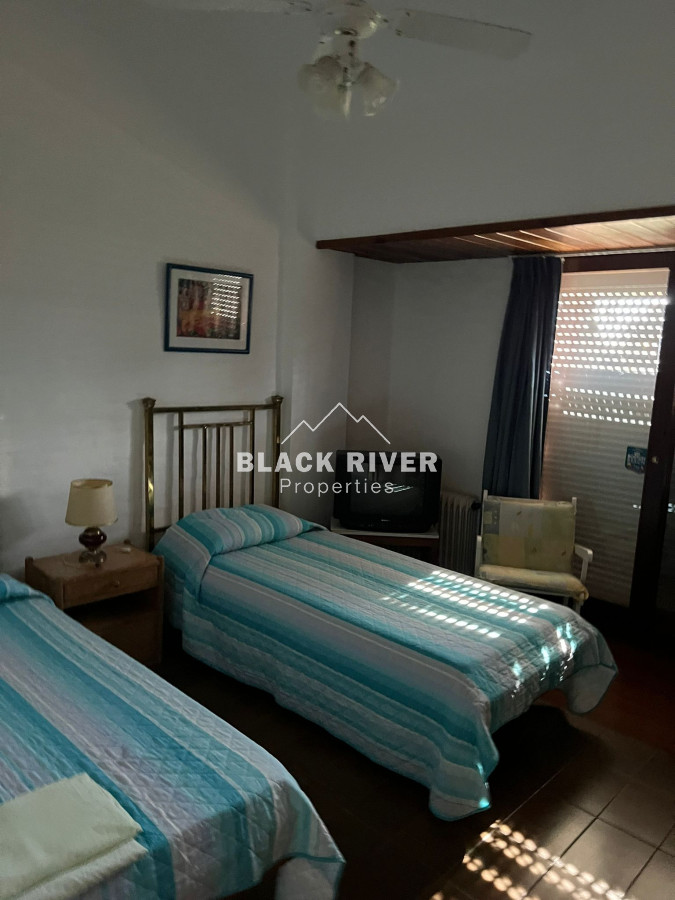 Casa ID.65419 - Venta casa de 4 dormitorios en playa mansa punta del este 