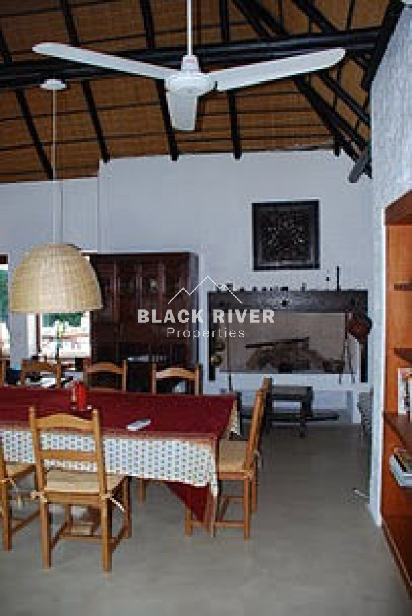 Casa ID.60837 - Casa en venta 3 dormitorios y dependencia en Lugano