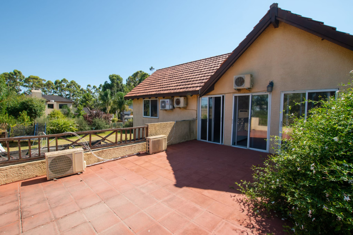 Casa ID.65964 - Venta casa 3 dormitorios con piscina en barrio privado Quintas del bosque 