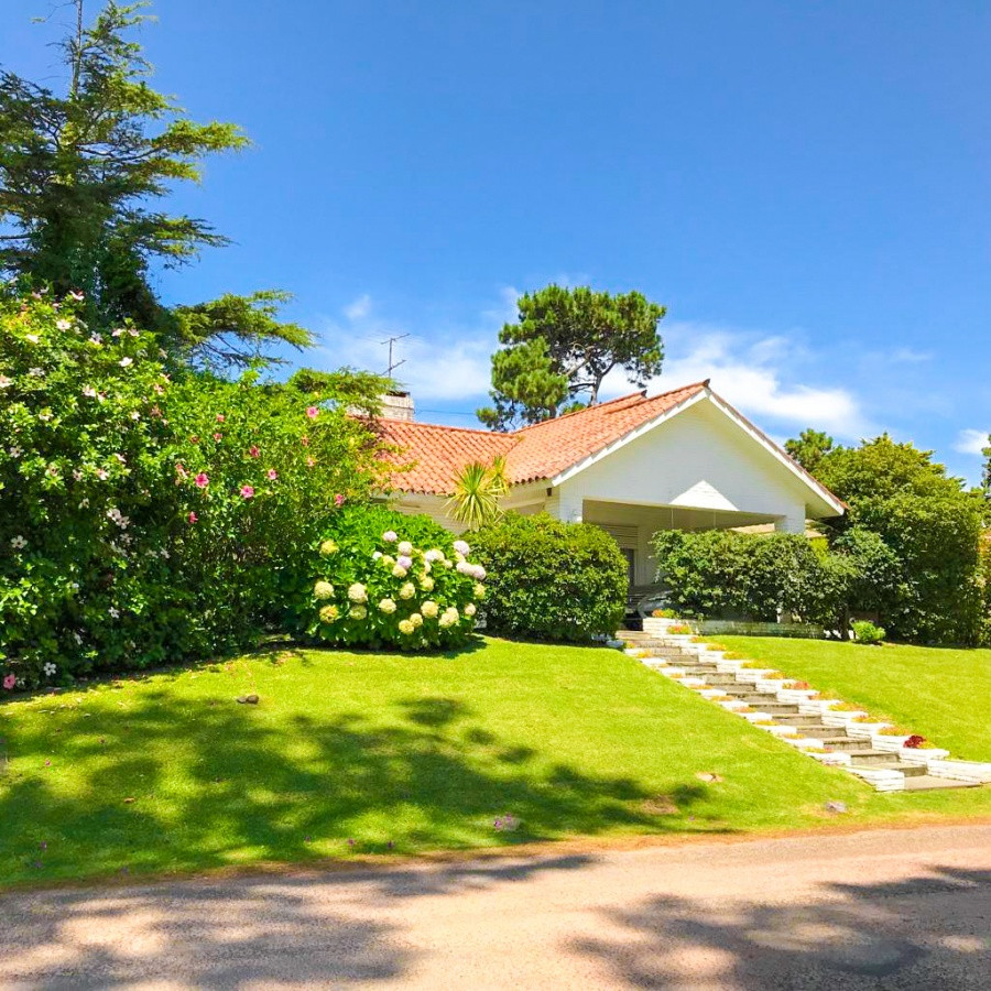 Casa ID.59018 - Casa de 4 dormitorios en venta Cantegril  Punta del Este