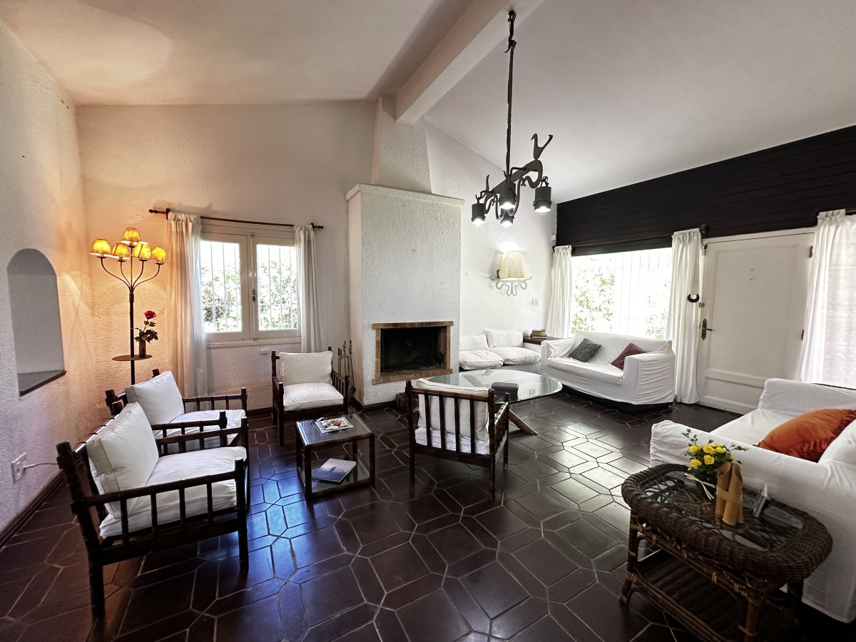 Casa ID.60093 - CASA EN VENTA CON PISCINA 