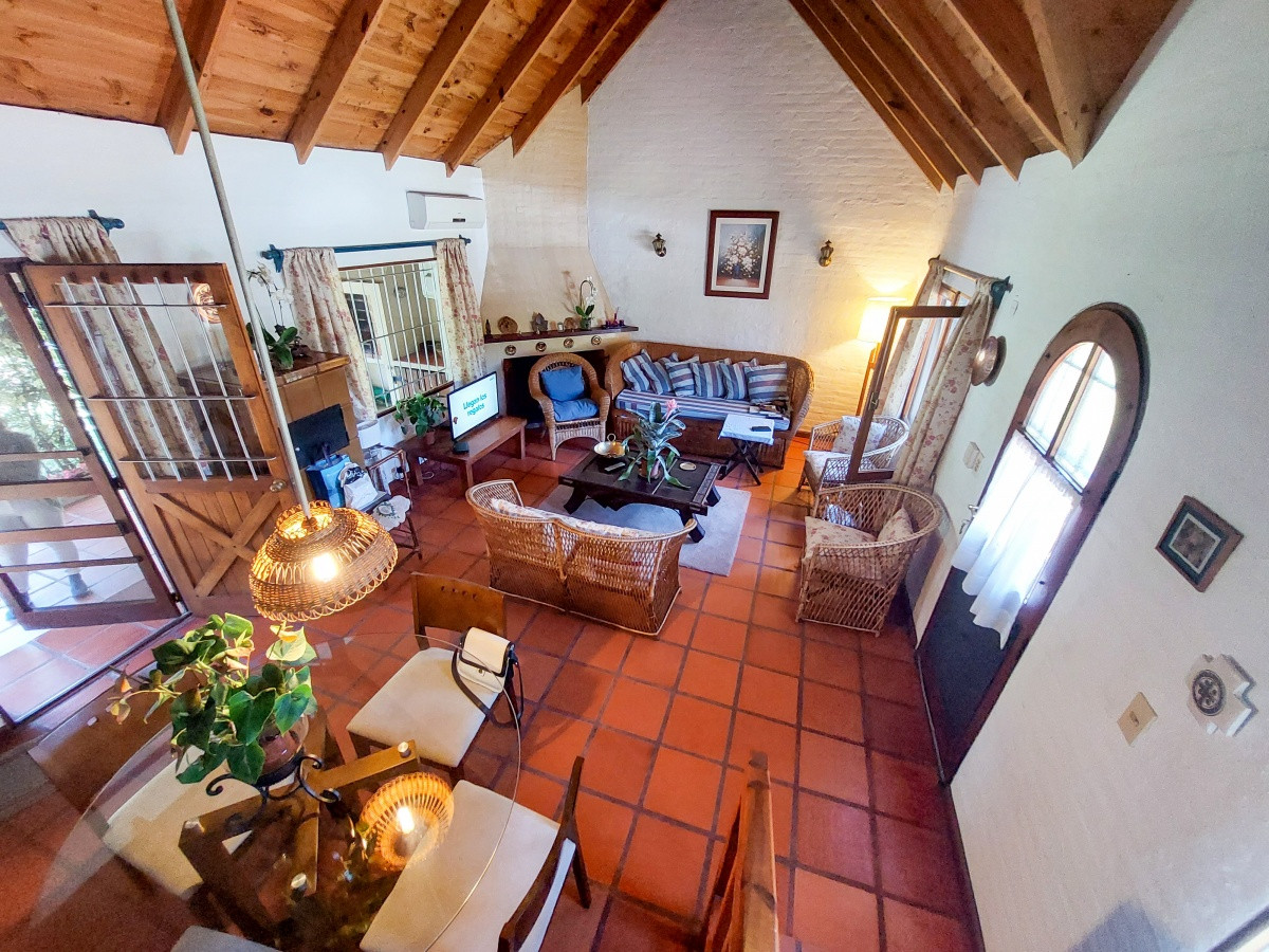 Casa ID.64670 - Venta Casa 2 Dormitorios Playa Mansa Punta del Este 