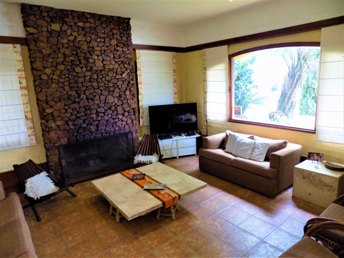 Casa ID.120 - Oportunidad en venta casa con piscina 