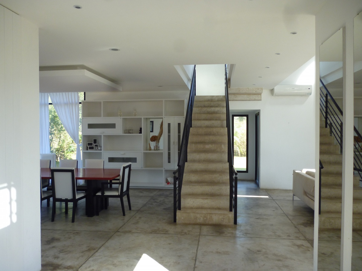 Casa ID.63719 - Venta Moderna Casa en Barrio Privado La Arbolada, Punta del Este