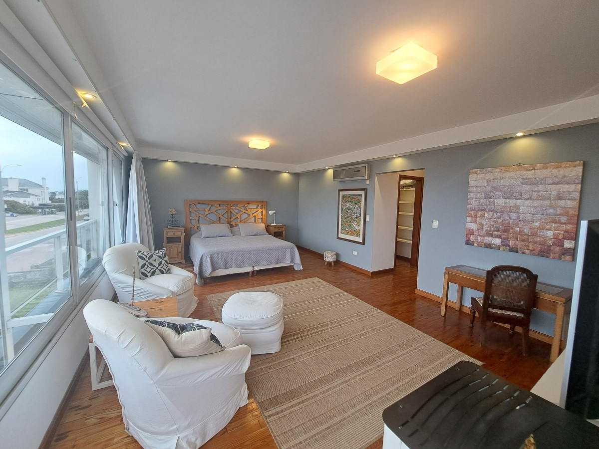 Casa ID.66048 - Casa en Venta frente al mar