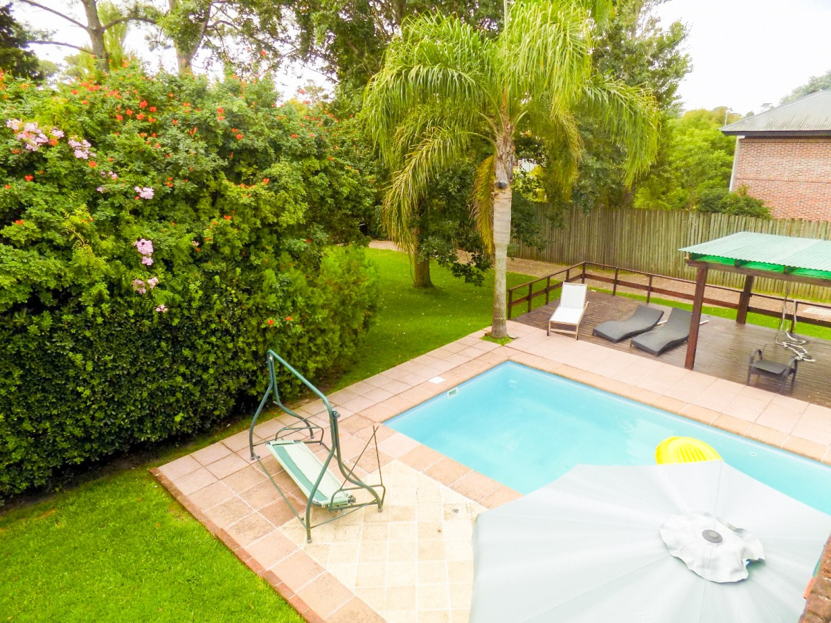 Casa ID.58797 - Casa en venta 5 dormitorios barrio Cantegril, Punta del Este