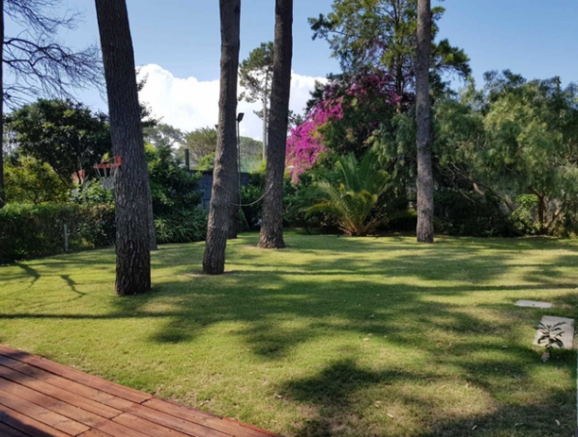 Casa ID.61185 - Venta de Casa de 3 dormitorios, Parada 10 de Playa Brava, en San Rafael, Punta del Este