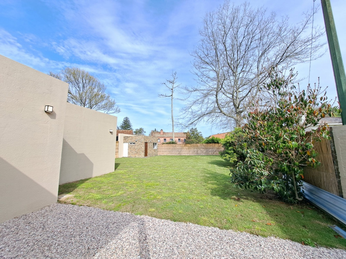 Casa ID.66431 - Casa Moderna en venta barrio Golf  Punta del Este