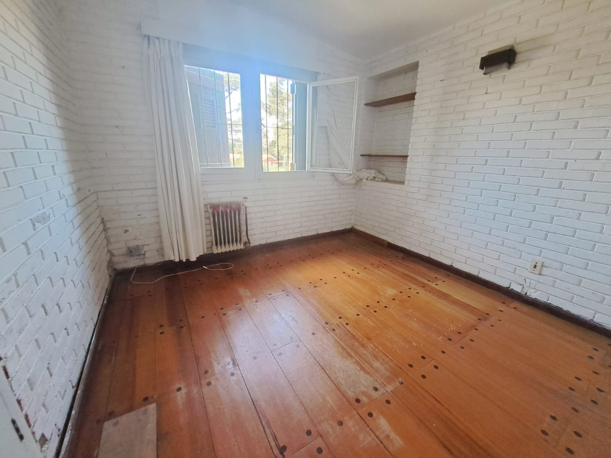 Casa ID.66373 - CASA CON PISCINA EN OPORTUNIDAD EN VENTA CANTEGRIL PUNTA DEL ESTE
