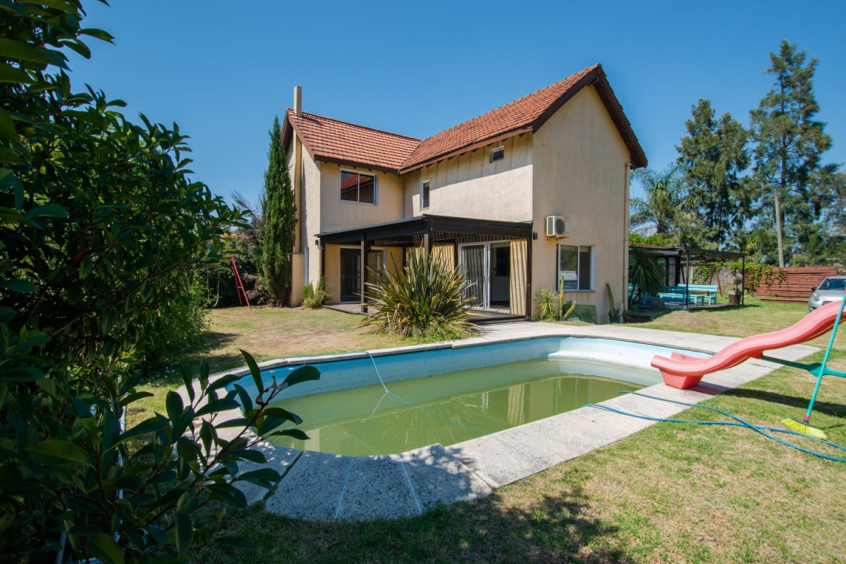 Casa ID.65964 - Venta casa 3 dormitorios con piscina en barrio privado Quintas del bosque 