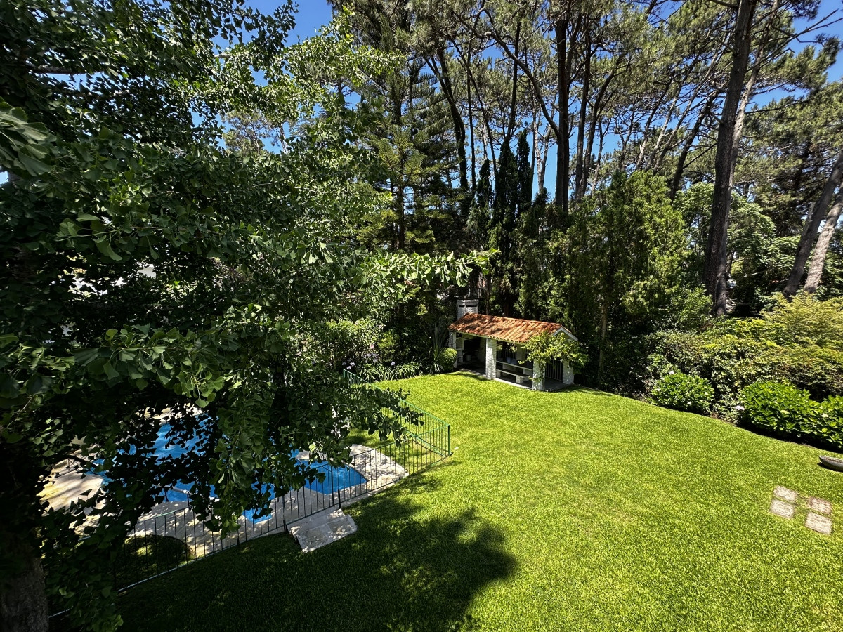 Casa ID.60093 - CASA EN VENTA CON PISCINA 