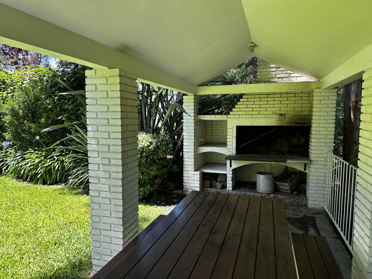 Casa ID.60093 - CASA EN VENTA CON PISCINA 
