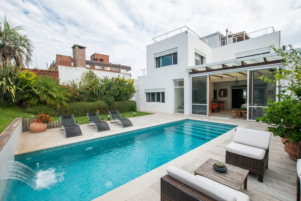 Casa ID.66048 - Casa en Venta frente al mar