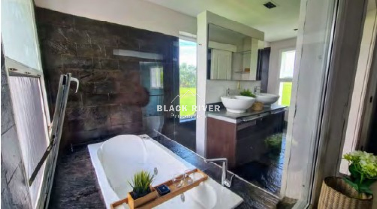 Chacra ID.63945 - Venta chacra marítimo con costa 4 dormitorios Punta Ballena Maldonado