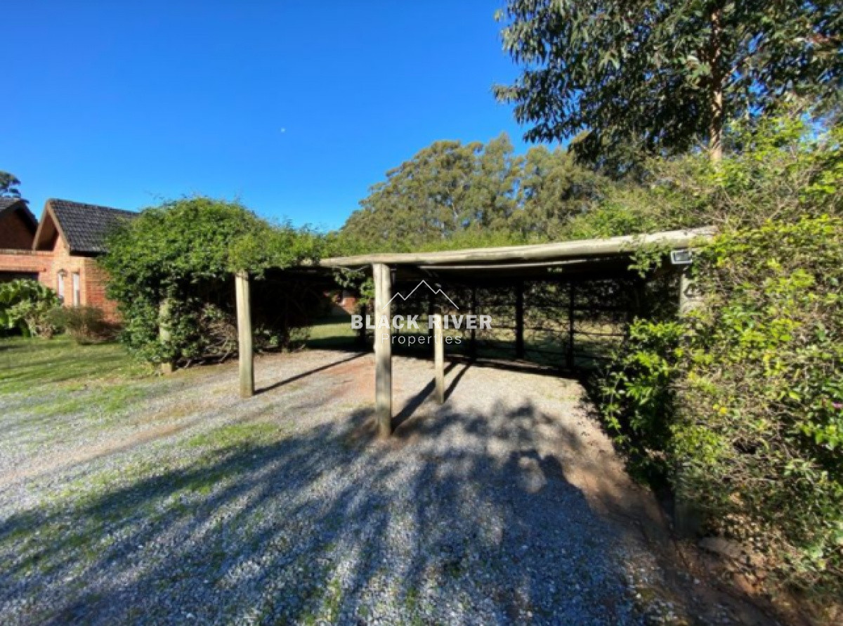 Chacra ID.65212 - Venta de Chacra 6 dormitorios en Punta Ballena, la Pataia Maldonado