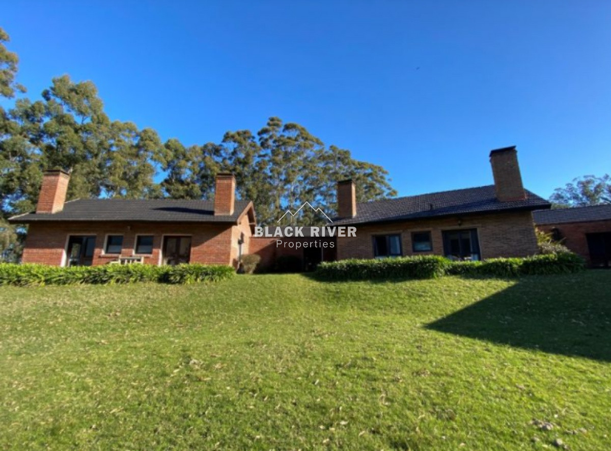 Chacra ID.65212 - Venta de Chacra 6 dormitorios en Punta Ballena, la Pataia Maldonado