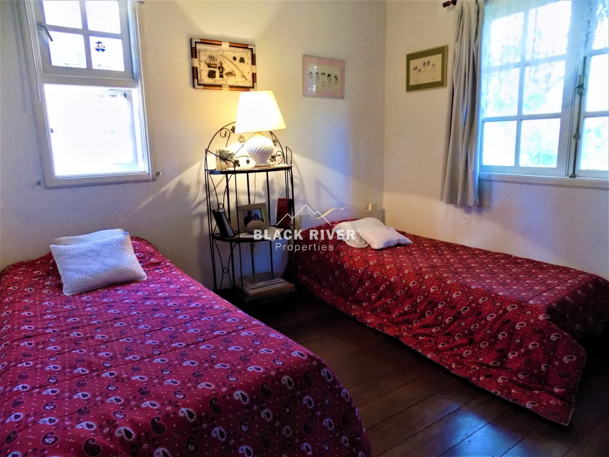 Chacra ID.27 - Venta Chacra 5 dormitorios Punta ballena, Maldonado