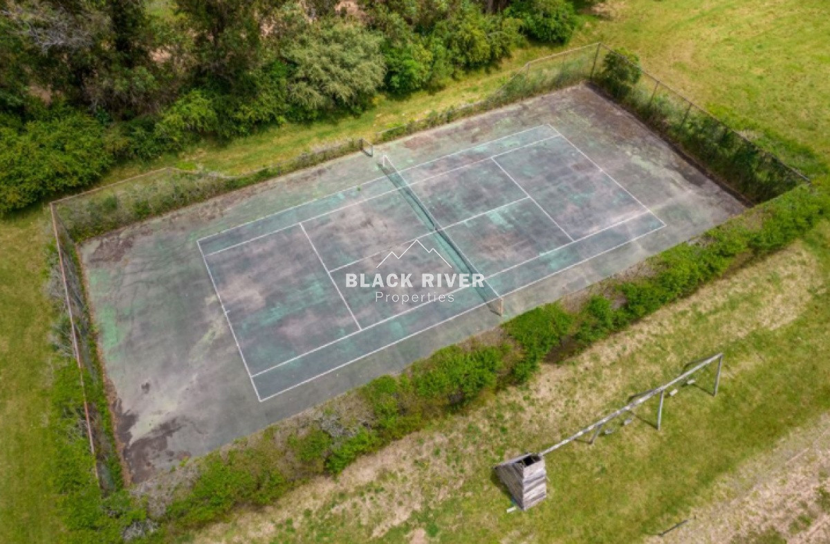 Chacra ID.65212 - Venta de Chacra 6 dormitorios en Punta Ballena, la Pataia Maldonado