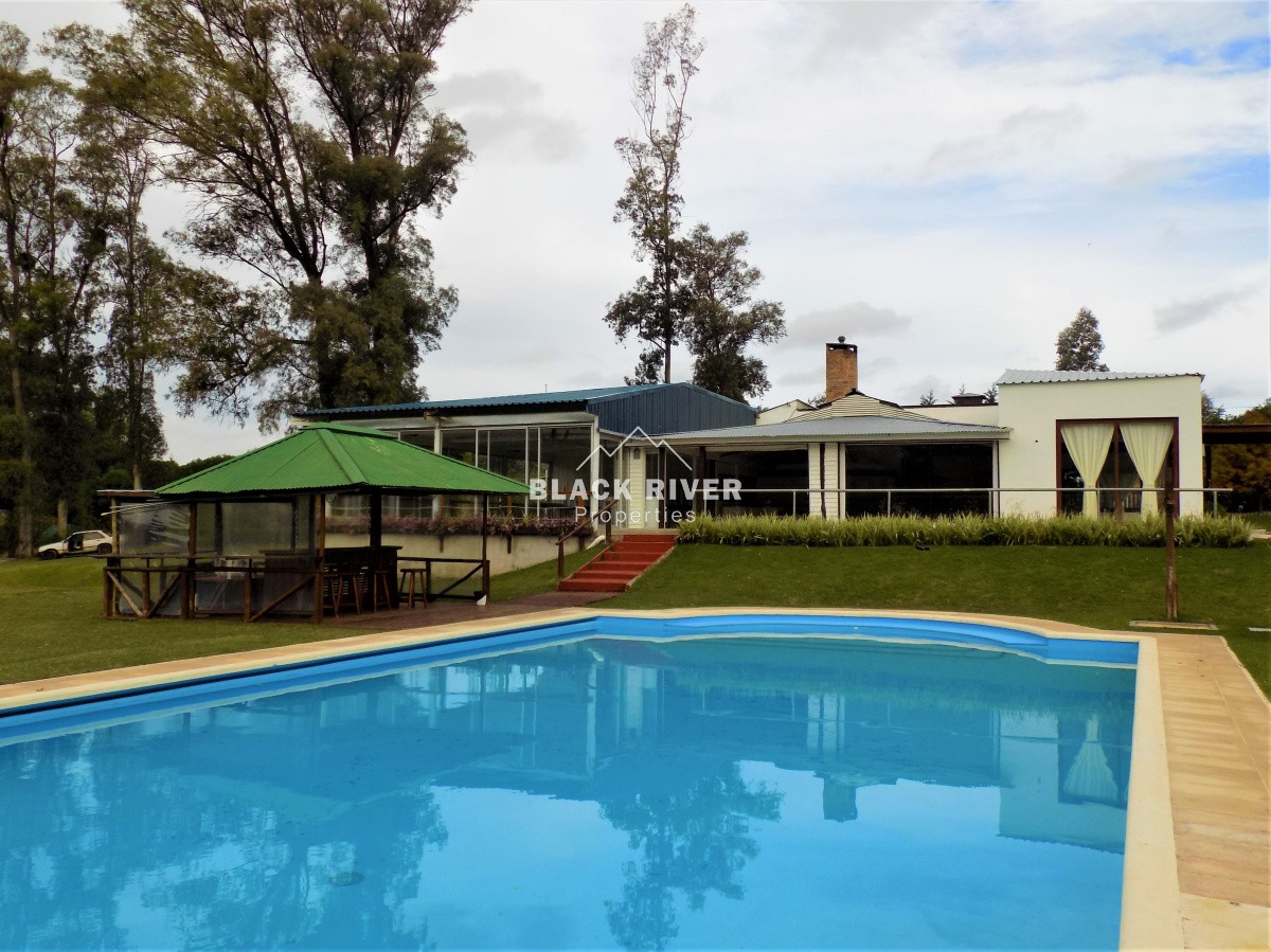 Chacra ID.28 - venta de chacra Marítimo de 4 dormitorios punta ballena maldonado