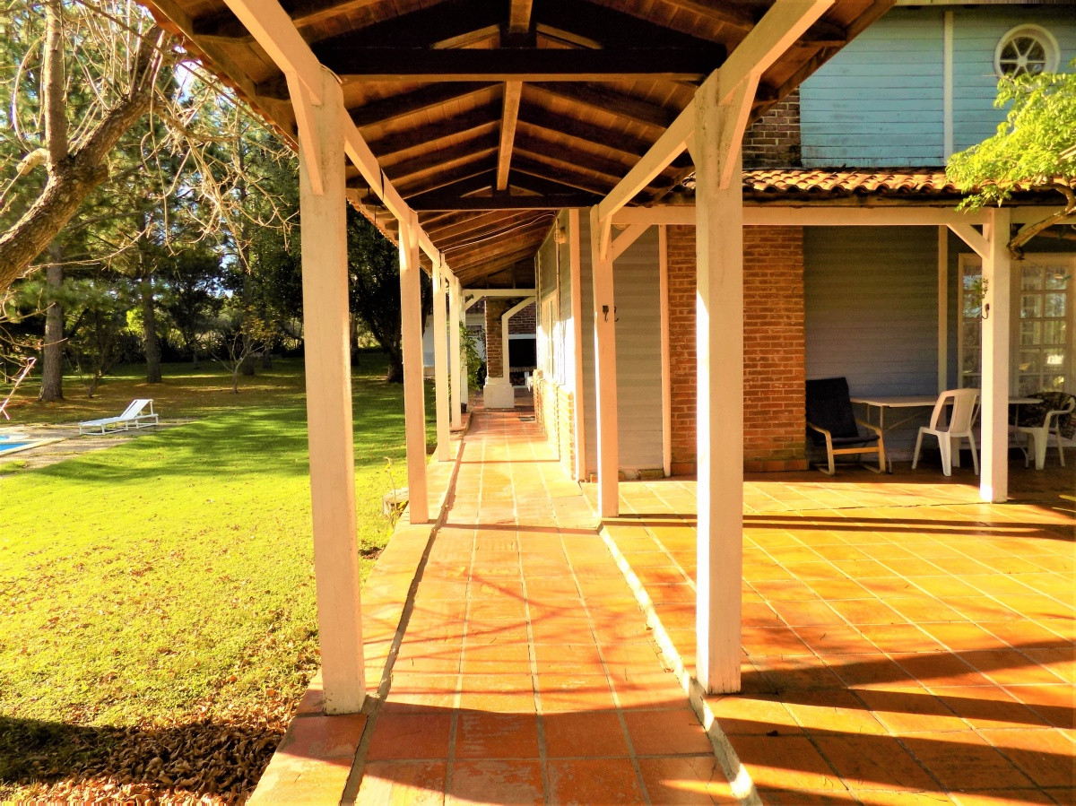 Chacra ID.27 - Venta Chacra 5 dormitorios Punta ballena, Maldonado