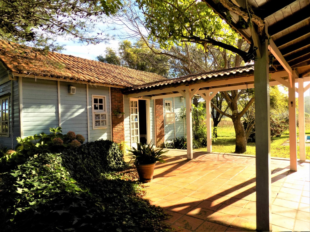 Chacra ID.27 - Venta Chacra 5 dormitorios Punta ballena, Maldonado