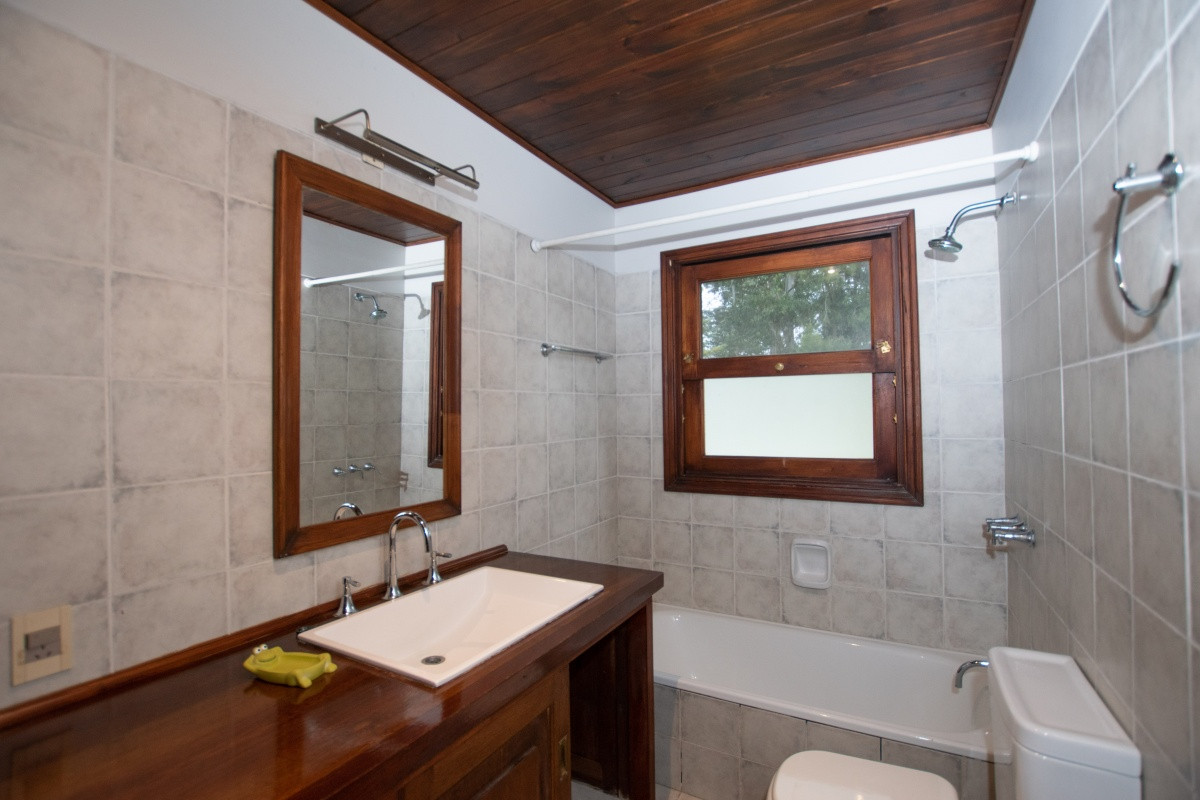 Chacra ID.65212 - Venta de Chacra 6 dormitorios en Punta Ballena, la Pataia Maldonado