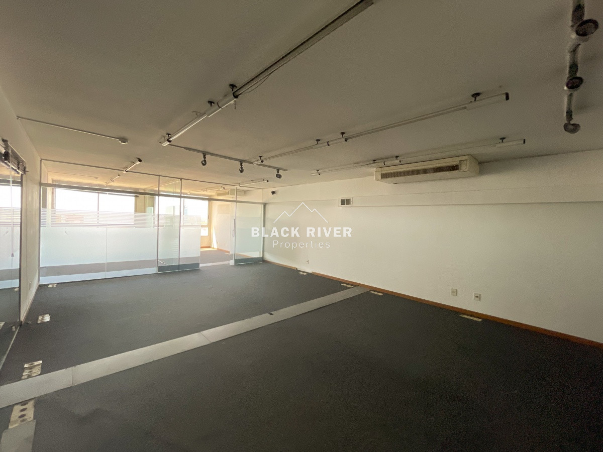 Local Comercial ID.65105 - Oficinas en alquiler centro de Montevideo  
