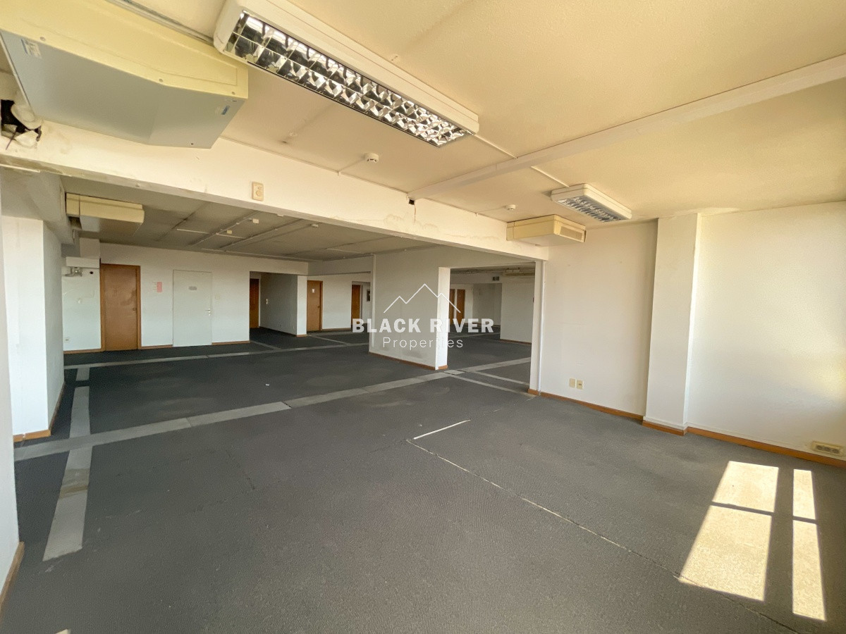 Local Comercial ID.65105 - Oficinas en alquiler centro de Montevideo  
