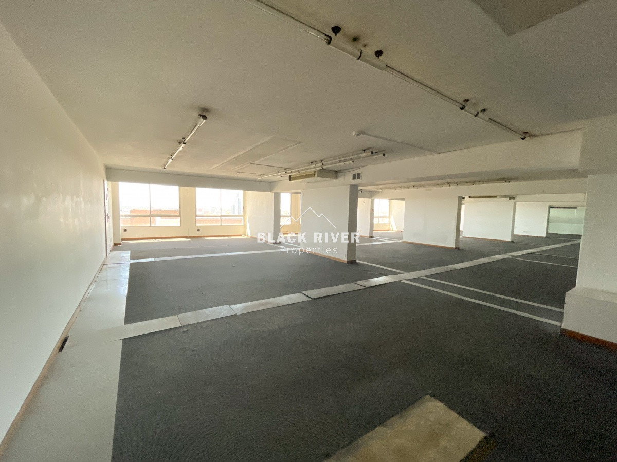 Local Comercial ID.65105 - Oficinas en alquiler centro de Montevideo  