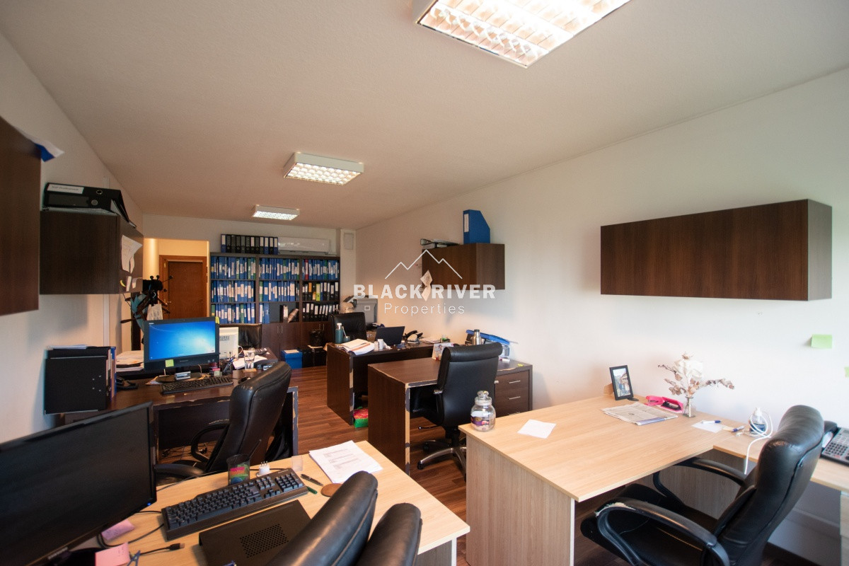 Local Comercial ID.65268 - Venta o Alquiler Oficina Torre De Los Profesionales Montevideo