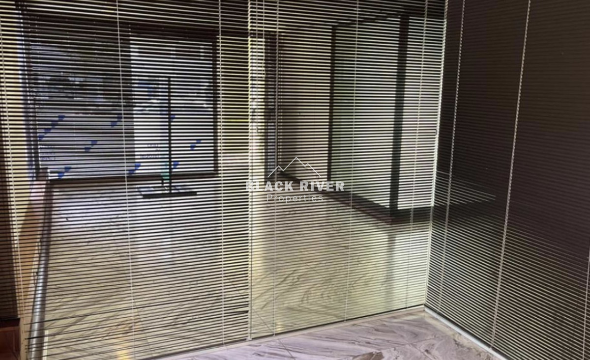 Local Comercial ID.66624 - ALQUILER LOCAL EN PENINSULA, PUNTA DEL ESTE 