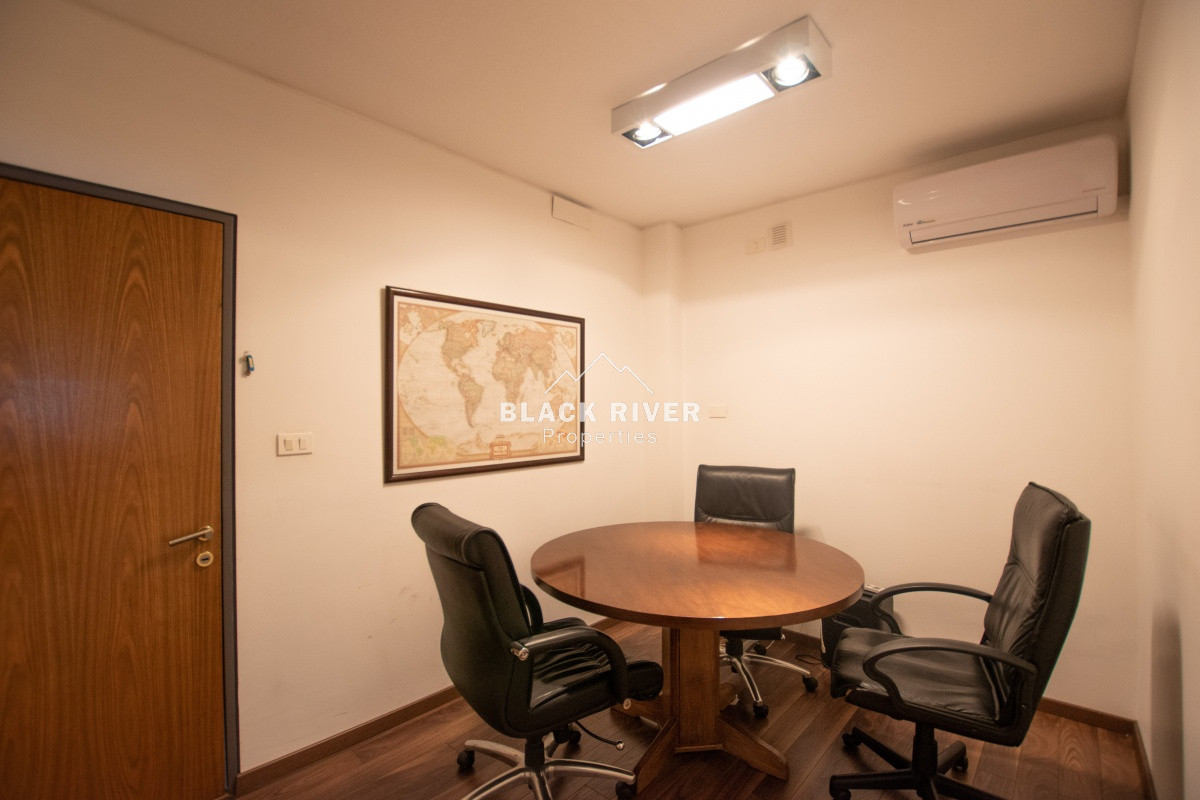 Local Comercial ID.65268 - Venta o Alquiler Oficina Torre De Los Profesionales Montevideo